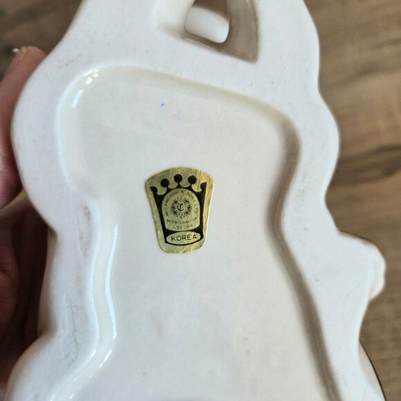 Vintage ceramic Siamese kitten/cat figurine with blue glass eyes. Korea. - Picture 7 of 7